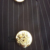 美品 卒業式 結婚式 セレモニー ストライプジャケット ショートパンツ シャツ ネクタイ付 黒系 サイズ150_画像3