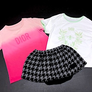 二点落札で送料無料！ 2A48【おまとめ3点セット】baby Dior ベビーディオール 半袖 Tシャツ&ミニスカート 千鳥格子 トップス 1-2才の画像1