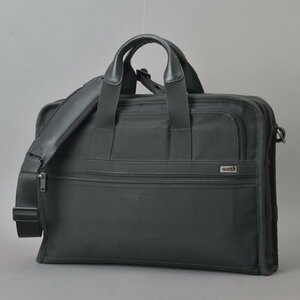 良品 TUMI トゥミ ブリーフケース 2WAY ビジネスバッグ ショルダー ポーチ付き 26011D4 ナイロン ブラック A4 PC 書類鞄 Mk.d/k.d