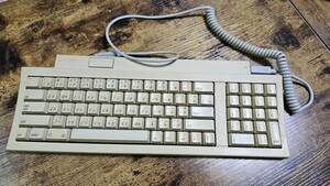 中古　Apple Keyboard II アップル キーボード JIS配列 M0487 ケーブル付き Macintosh マッキントッシュ用　ジャンク