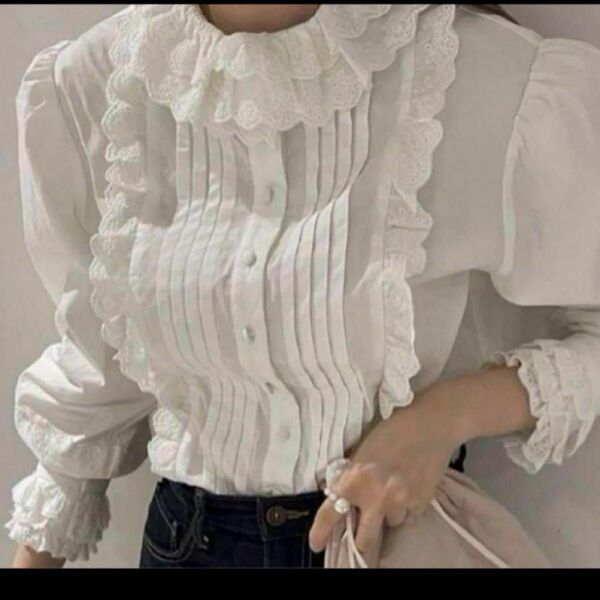 Bibiy. BARBY FRILL BLOUSE フリルブラウス