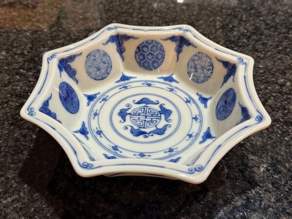 染付古染丸紋 八角中鉢 美濃焼 日本製 18x4.5cm 皿 食器