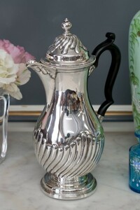 { France antique } silver made coffee pot 