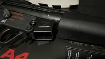 【美品】MP5A4次世代 各種変換コネクタ付　MP5 東京マルイ製 次世代電動ガンmp5sd6 mp5a5 BLOCK3 M4 HK416 DEVGRU urg-i_画像5