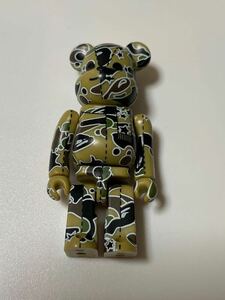 BE@RBRICK ベアブリック 100% メディコムトイ x A BATHING APE エイプ フィギュア カモ 迷彩 カモフラ 中古