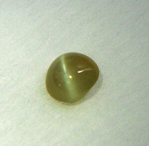 [Бесплатная доставка] ☆ 彡 Натуральный хризоберил кошачий глаз 0,82CT Рут