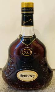 【KJ-2669HS】1円～ Hennessy（ヘネシー）XO 金キャップ クリアボトル 40％ 700ml お酒 ブランデー アルコール コレクション 