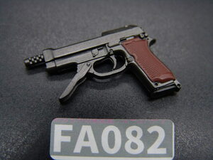 【 FA 082 】1/6ドールパーツ：メーカー不詳 ベレッタM93R【 長期保管・ジャンク扱い品 】