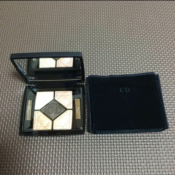 529エンドレスシャイン　 クリスチャンディオール サンククルール アイシャドウ Dior