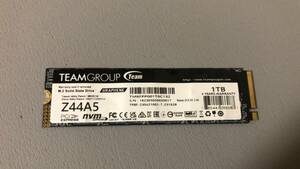 SSD 1TB TEAM M.2 NVMe Gen 4.0 x4 TM8FPP001T0C132 使用時間71時間、電源132回