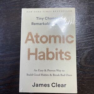 洋書　atomic habits ベストセラー　値下げしました