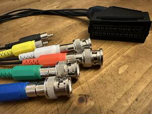SONY PVM/BVM モニター　など で使える RGB21ピン変換ケーブル / RGB21(メス）- 4 x BNC ＋ 2 x RCA (新品部品で作成しております）