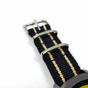 ナイロン製ミリタリーストラップ 布ベルト natoタイプ 腕時計 ブラックXベージュ ストライプ 20mmの画像6