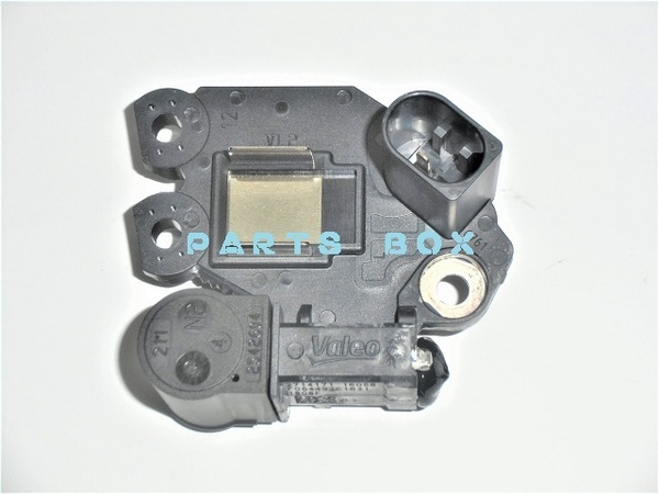 082-136N ポルシェ カイエン 955 957 バレオ オルタネーター ダイナモ レギュレター ヴァレオ製新品 95560311900 021903016E FG23S025 230A
