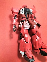 E-2506 MG 1/100 スラッシュザクファントム ブレイズザクファントム ガナーザクウォーリア いずれか部品取り ジャンク ガンダム_画像2