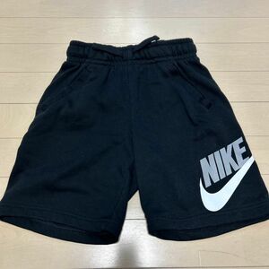 NIKE ハーフパンツ 130サイズ