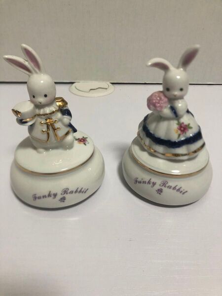 陶器 置物 オルゴール Funky Rabbit ファンキーラビット うさぎ