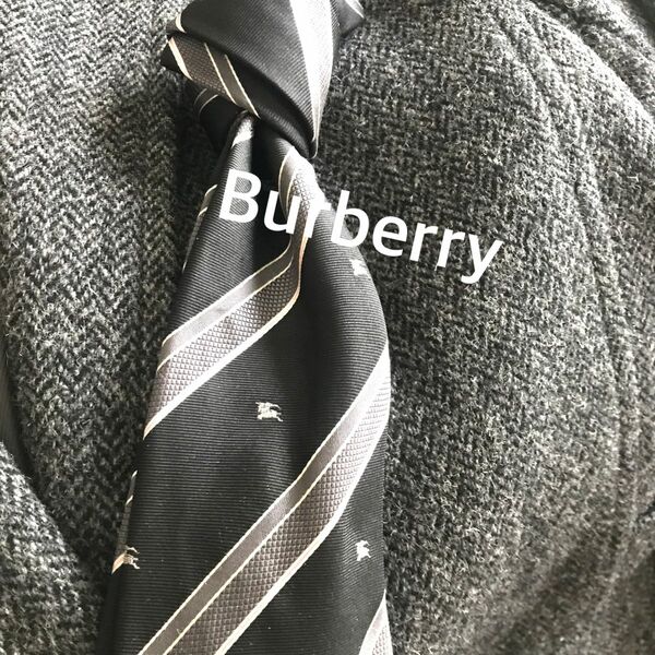 Burberry バーバリー　ネクタイ　ストライプ　ホース柄　黒　 シルク シルクネクタイ