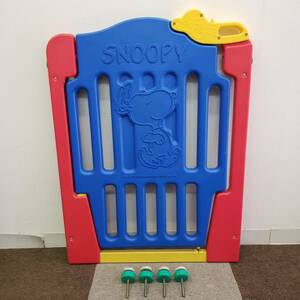 [ enhancing frame none ] postage cheap Richell Ricci .ruSNOOPY Snoopy baby gate baby fence safety goods 