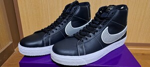 一円～売り切りMason Silva × Nike SB Zoom Blazer Mid Dark Obsidian and Metallic Silverメイソン・シルヴァ × ナイキ SB ズーム