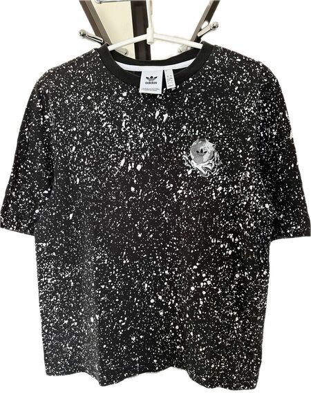 adidas ユニバースTシャツ[UNIVERSE AOP TEE]オリジナル