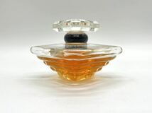 現状 保管品 【 ランコム トレゾア オー ドゥ パルファン 100ml 香水 】 LANCOME Tresor フランス パリ フレグランス オードパルファム_画像3