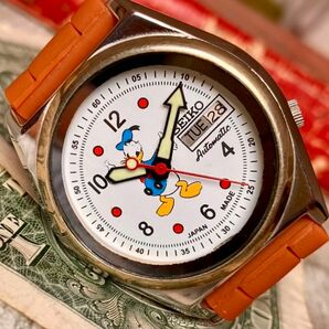 【可愛いドナルド】★送料無料★ セイコー SEIKO メンズ腕時計 ホワイト 自動巻き ヴィンテージ アンティークの画像1