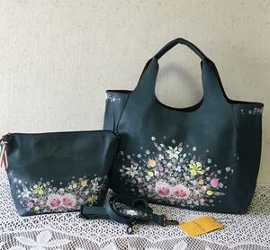 オシャレなお花のバック.トートバック.ハンドバッグ.2wayバック.A４対応バッグ. GUSCIO（ITALY）バッグ.トールペイント☆送料無料☆