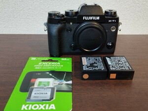 (富士フイルム) FUJIFLIM X-T1ボディ　マイクロSD32GB付