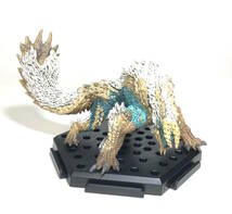 モンスターハンター　ジンオウガ　カプコンフィギュアビルダー スタンダードモデル　PLUS　　同封発送可能_画像1