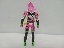 [5A-62-018-1] BANDAI バンダイ S.H.Figuarts 仮面ライダーエグゼイド ハンターアクションゲーマー レベル2 開封済み_画像5