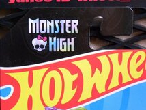 即決☆☆MONSTER HIGH GHOUL MOBILE HW SCREEN TIME ホットウィール Hot Wheels_画像3