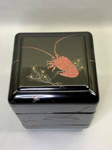 重箱　伊勢海老図　梅　鶯　漆器　黒漆 螺鈿　高蒔絵　陽刻　続き絵　茶道具　茶懐石道具　日本料理