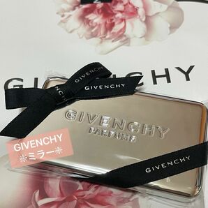 GIVENCHY コンパクトミラー