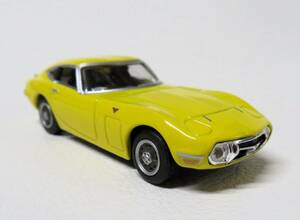 *コナミ KONAMI ミニカー TOYOTAトヨタ2000GT（MF10） 1/６４ MADE IN CHINA 自宅展示品