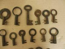 江戸時代　箪笥の鍵　和鍵　８０個　船箪笥　帳場箪笥　アンティーク_画像3