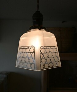 古い斜格子模様の電笠　アンティークアトリエ照明ライト店舗什器