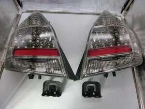 T【3な-33】【140サイズ】★ホンダ/フィット GD1～4 後期/純正OP LED テールライト 左右セット/ジャンク扱い/※傷・汚れ有