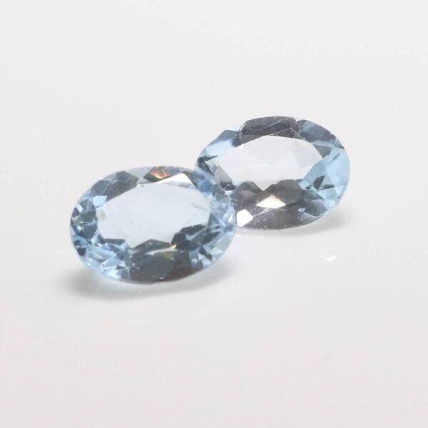 特別価格 6x8mmスカイブルートパーズオーバルルース2個2.91ct