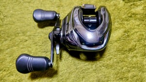 中古シマノ18アンタレスDC.MD.XG 右ハンドル ベイトリール SHIMANO