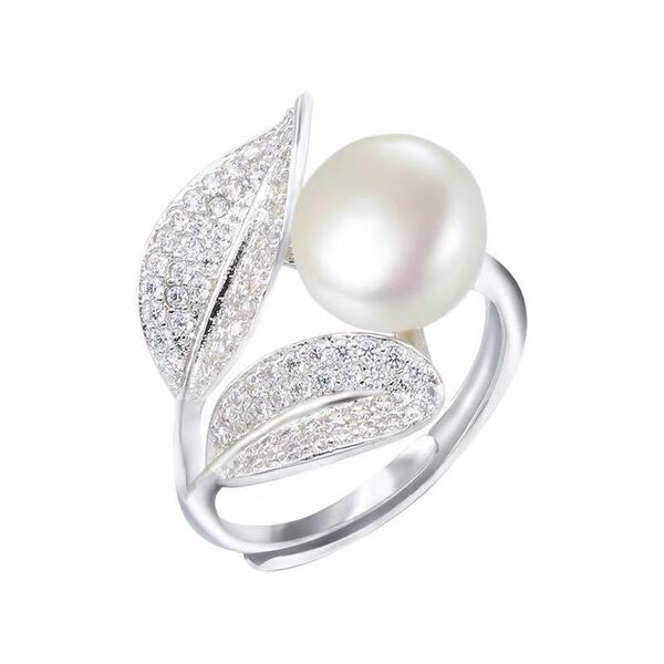 素敵な大粒♪天然本真珠のボリューム感で楽しめます♪ダイヤ入ホワイトパール指輪♪6月の誕生石♪129w