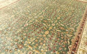 トルコ絨毯 カイセリ 手織り シルク100% 大判206cm×140㎝ 綺麗