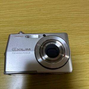 1円スタート CASIO カシオ EXILIM エクシリム EX-Z700 デジタルカメラ デジカメ コンパクトカメラ 7.2MEGA PIXELS シルバー 動作未確認