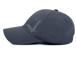 キャップ 帽子 メンズ　 サイクリング　メッシュ スポーツ 夏 軽量 ゴルフ　アウトドア　帽子　フリーサイズ　１１７