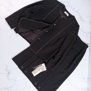 新品 Laviola ノーカラー レディース フォーマルスーツ M 高級