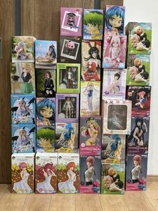 未開封品32個 美少女フィギュア 桜ミク ナナチ チェンソーマン うる星やつら アルベド 五等分の花嫁 青ブタ他 まとめ大量セット 一番くじ