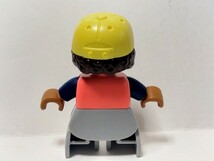 レゴデュプロ 人形 子供 男の子 黄色キャップ　フィグ パーツ 特殊ブロック _画像3