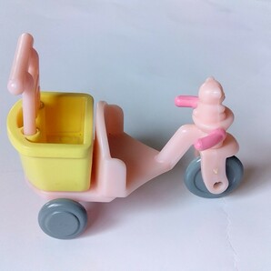シルバニアファミリー  乗り物 三輪車 手押し車 赤ちゃん パーツ  備品 小物の画像3