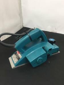 【中古品】makita 電動カンナ　1900B /IT5BOB6T1NF4