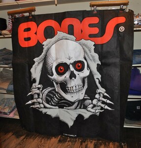  used 80 period POWELL PERALTA BONES RIPPERpa well propeller rutabo-nz ripper banner 